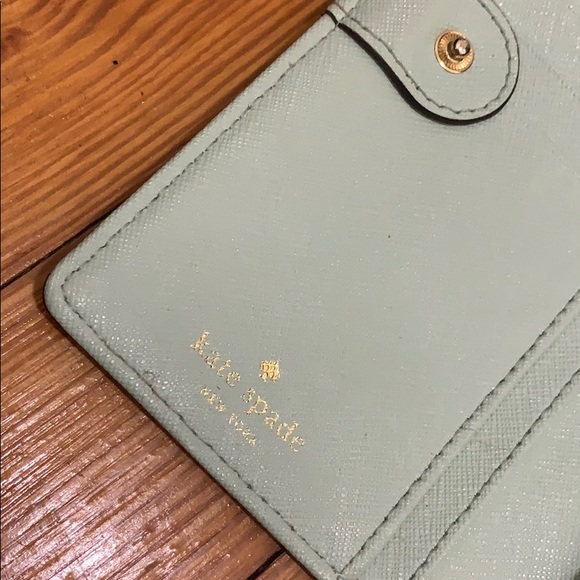 Kate Spade Wallet - Picture 5 of 5